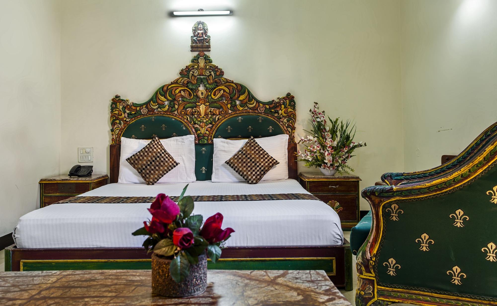 Hotel Sunstar Residency Дели Экстерьер фото