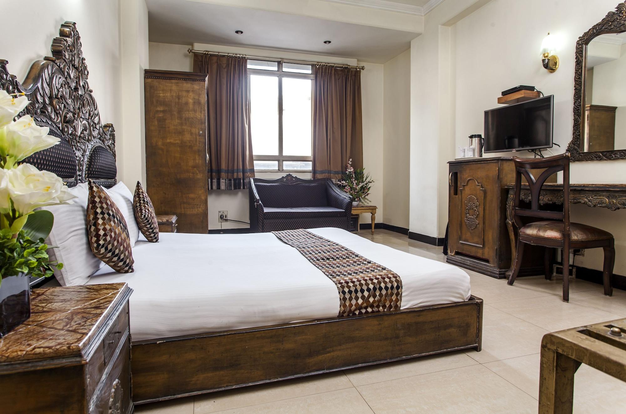Hotel Sunstar Residency Дели Экстерьер фото