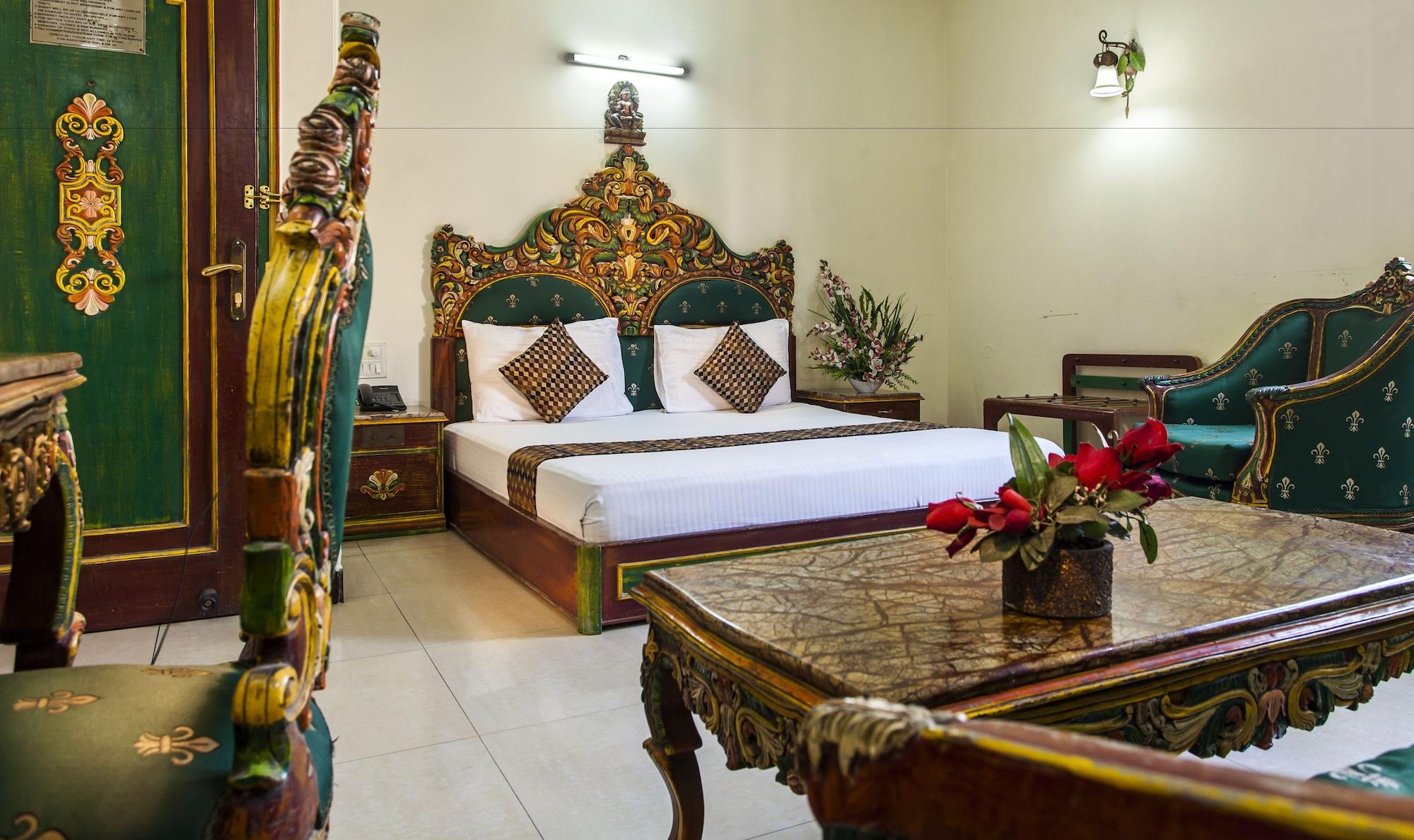 Hotel Sunstar Residency Дели Экстерьер фото
