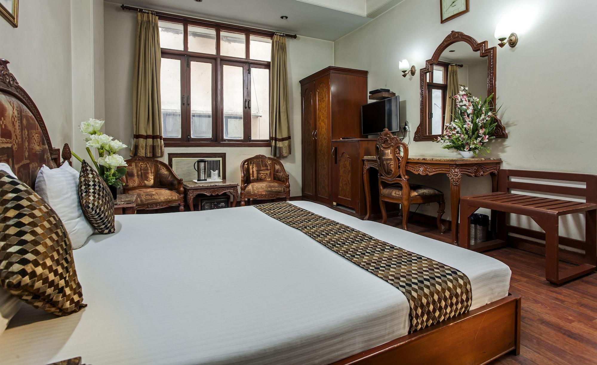 Hotel Sunstar Residency Дели Экстерьер фото