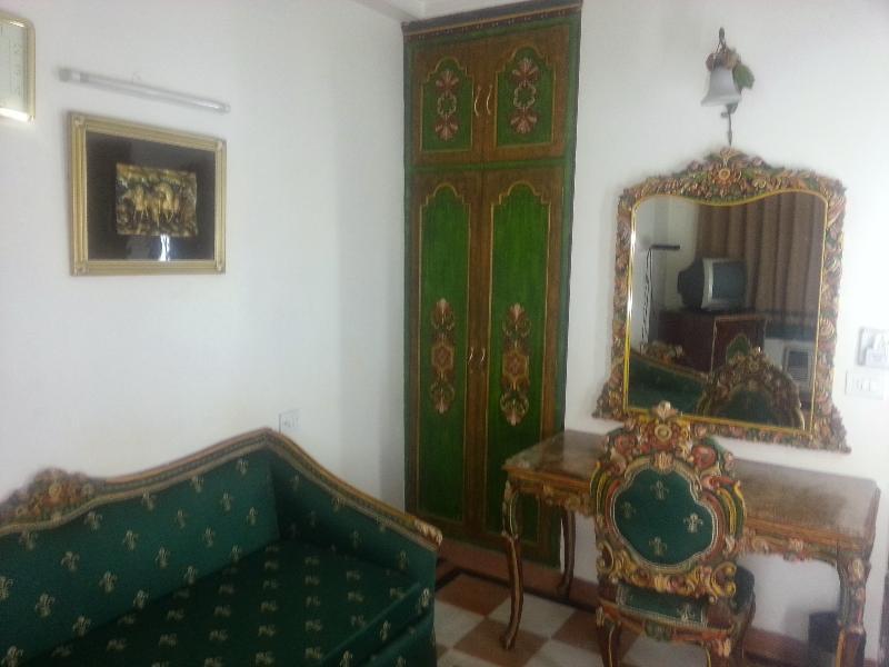 Hotel Sunstar Residency Дели Экстерьер фото
